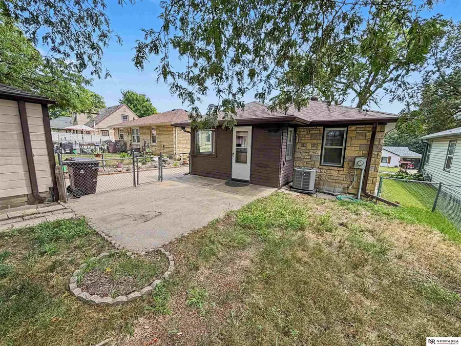 4220 E Street, Lincoln, NE 68510 - #2