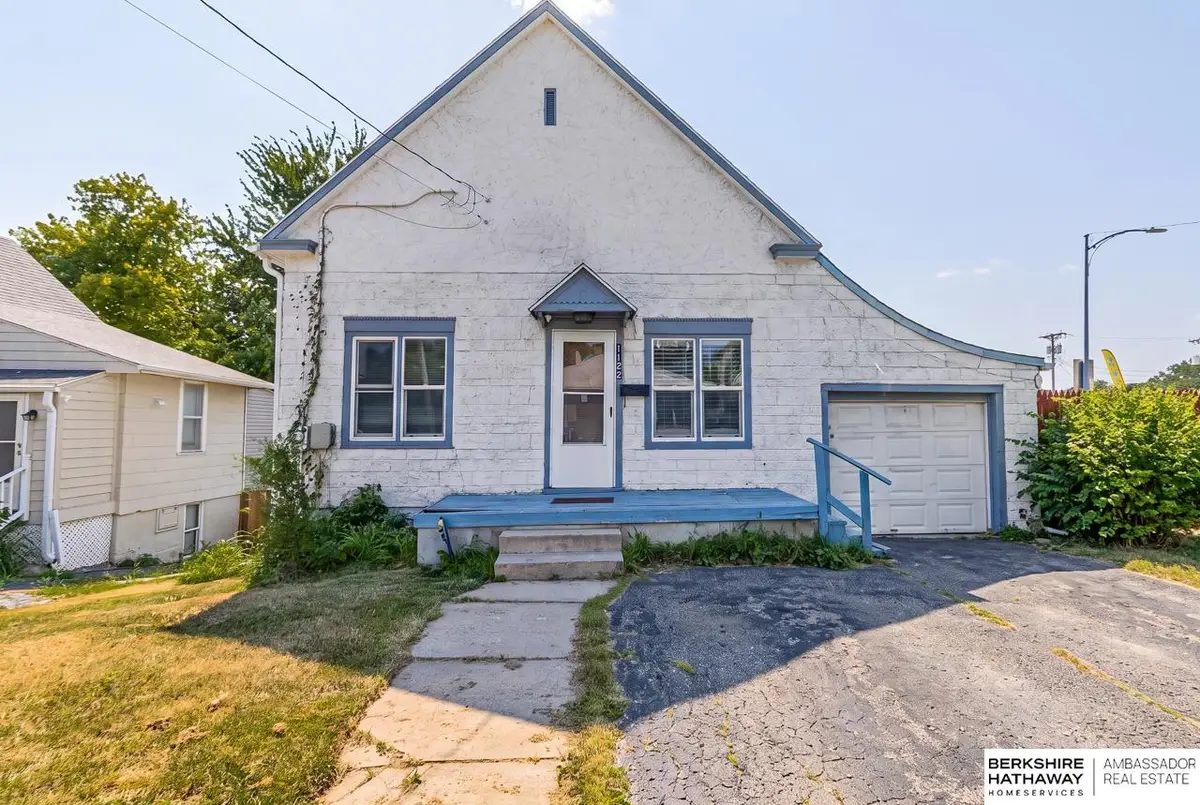 1122 N 46th Street, Omaha, NE 68132 - #1
