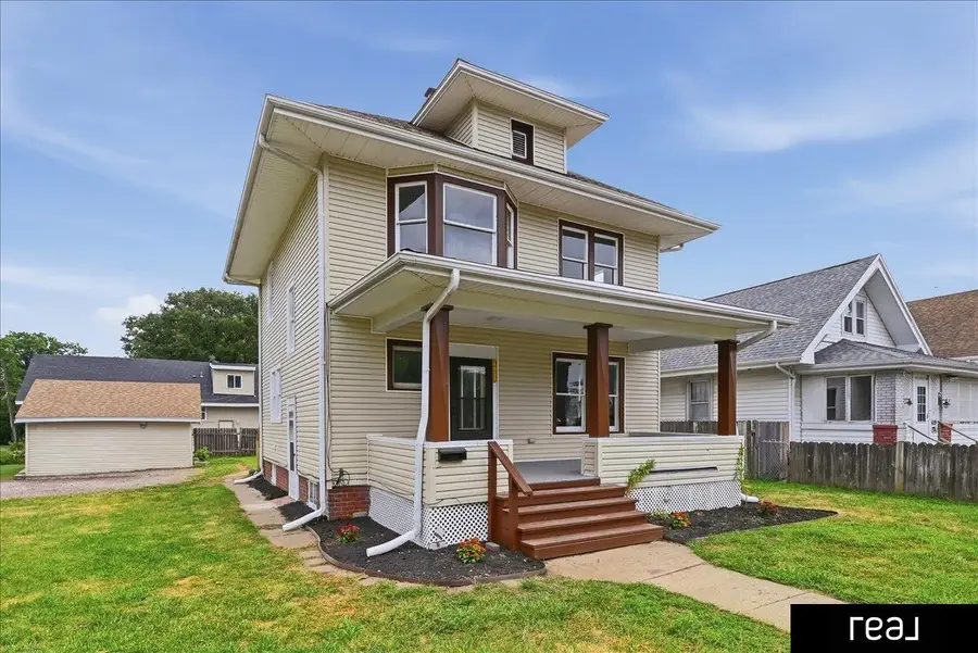 6021 N 24 Street, Omaha, NE 68110 - #2