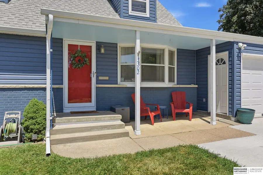3302 S 48th Avenue Circle, Omaha, NE 68104 - #3