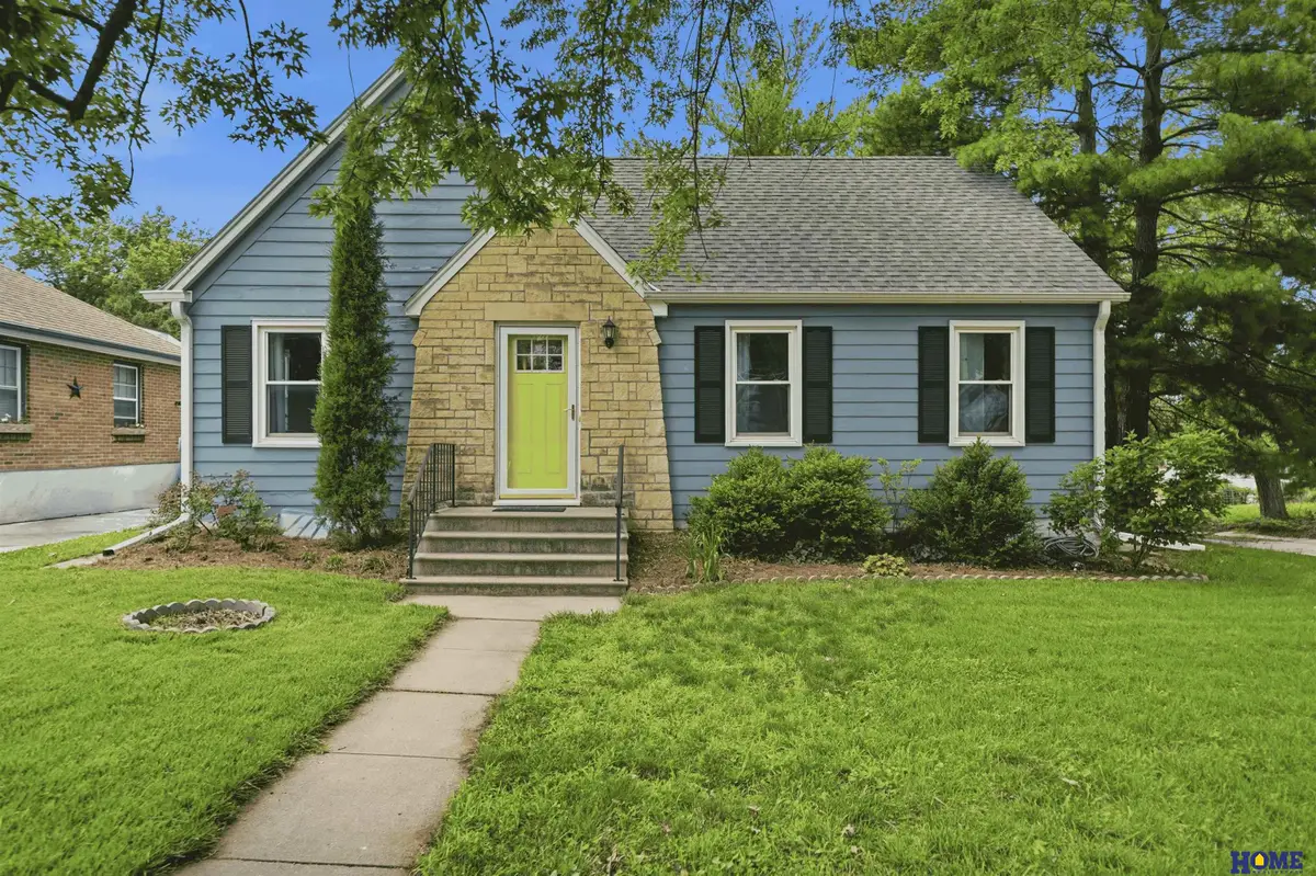 2501 S 34th Street, Lincoln, NE 68506 - #1