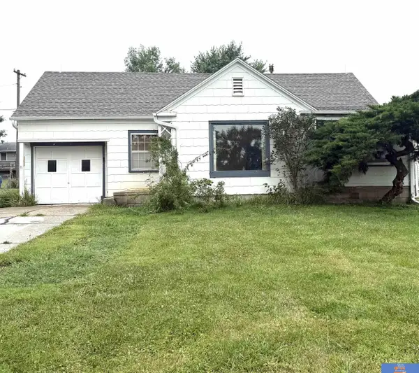 629 8th Street, Adams, NE 68301