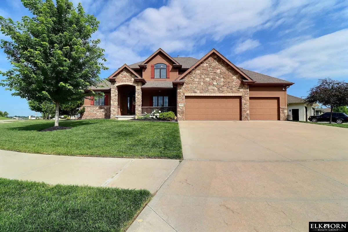 18954 Pratt Street, Elkhorn, NE 68022 - #1