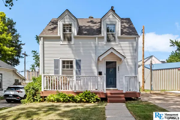 5806 Corby Street, Omaha, NE 68104