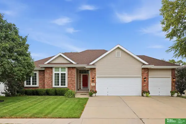 7111 S 167th Circle, Omaha, NE 68136