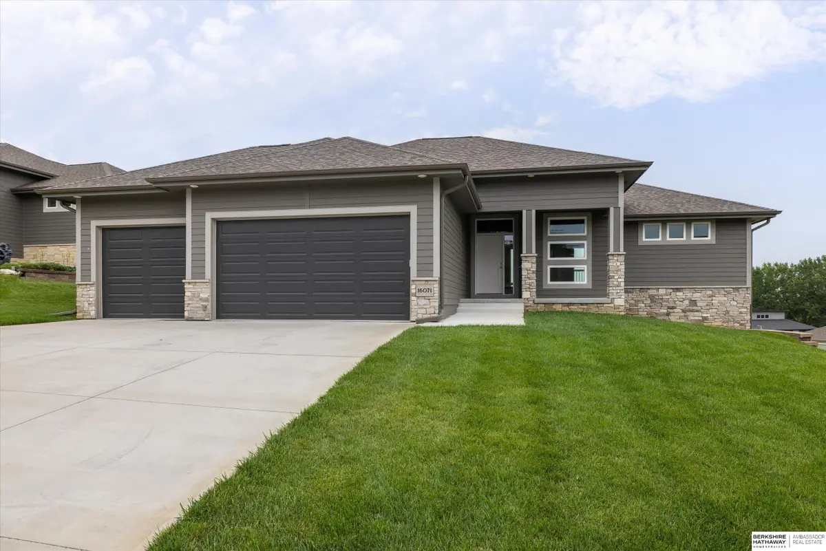 16071 Center West Hadan Drive, Bennington, NE 68007 - #1