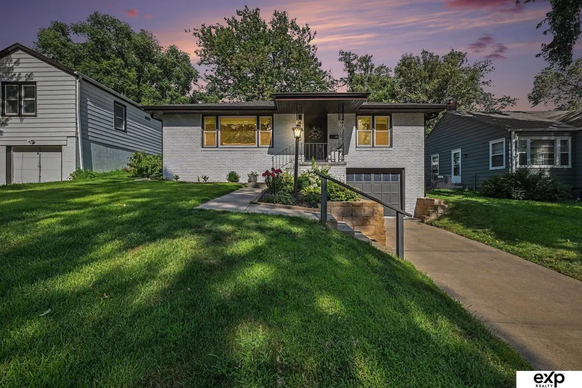 1439 S 54 Street, Omaha, NE 68106 - #1