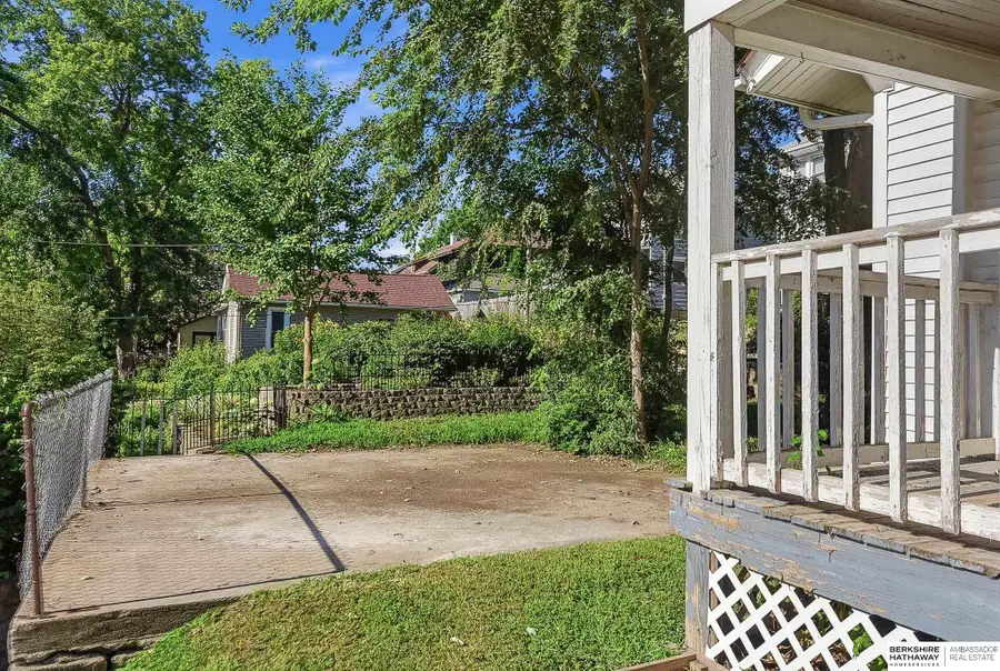 338 N 36th Street, Omaha, NE 68131 - #2