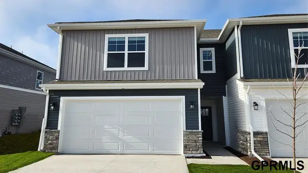 20622 Margo Street, Gretna, NE 68028