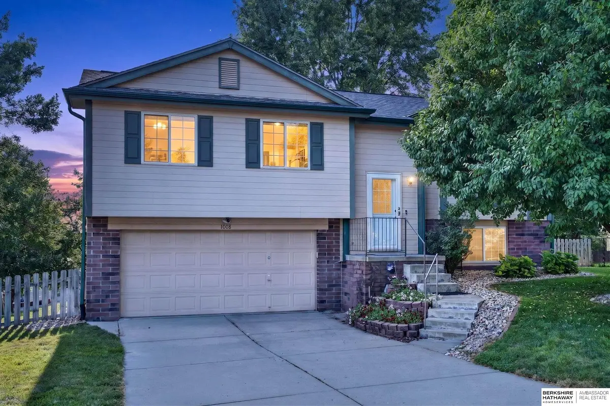 1008 Marshall Circle, Papillion, NE 68046 - #1