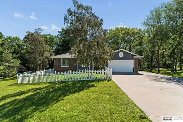 54971 Emerald Lane, Glenwood, IA 51534