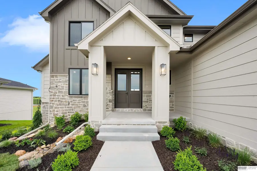 10910 S 222nd Street, Gretna, NE 68028 - #3