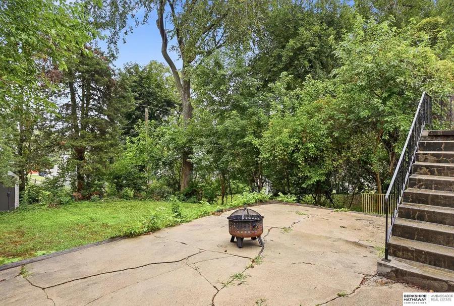 6318 Manderson Street, Omaha, NE 68104 - #2