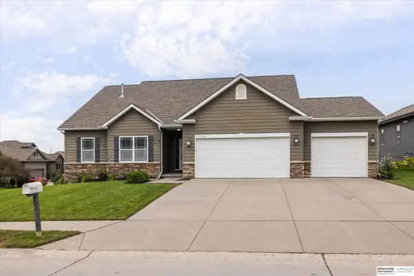 17314 Soldier Street, Omaha, NE 68136