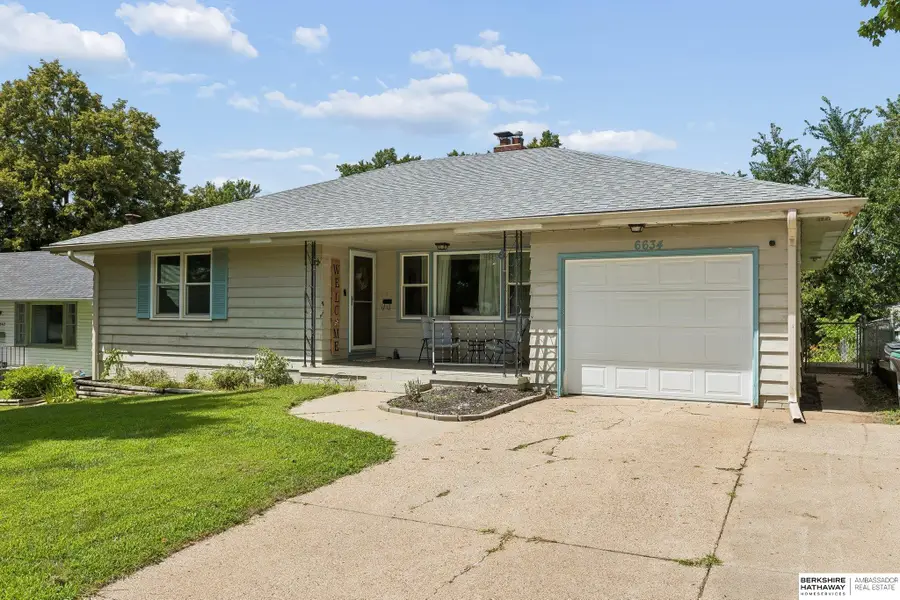 6634 Western Avenue, Omaha, NE 68132 - #2