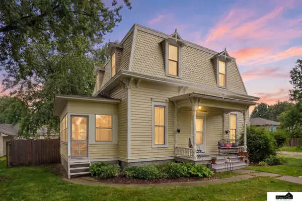 527 Main Street, Hickman, NE 68372