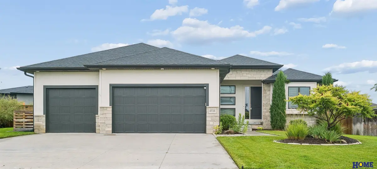 6516 Julia Circle, Lincoln, NE 68516 - #1