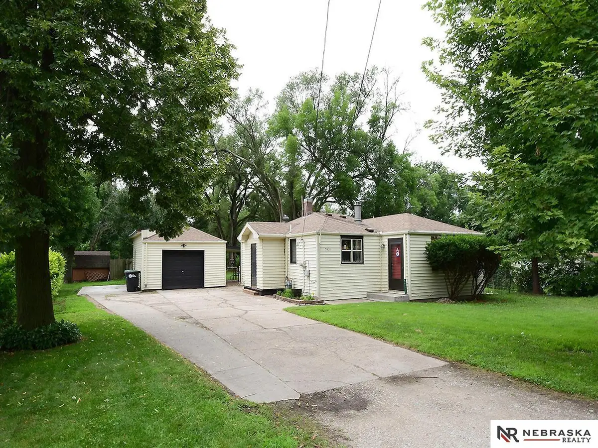 5931 Whitmore Street, Omaha, NE 68152 - #1