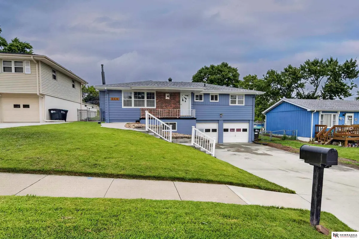 6634 Nebraska Avenue, Omaha, NE 68104 - #1