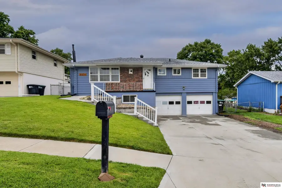 6634 Nebraska Avenue, Omaha, NE 68104 - #2