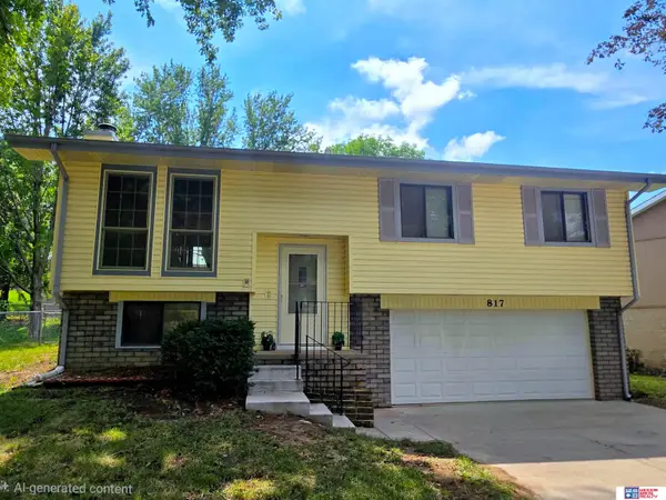 817 W Leon Drive, Lincoln, NE 68521