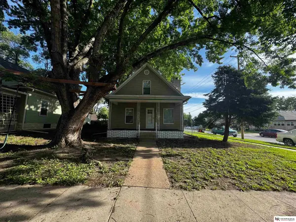 2298 Sheldon Street, Lincoln, NE 68503