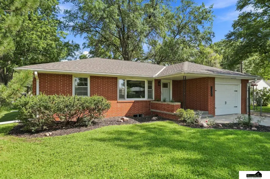 5800 Normal Boulevard, Lincoln, NE 68506 - #2