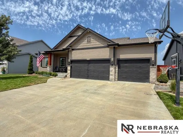 17614 Musket Street, Omaha, NE 68136 - #2