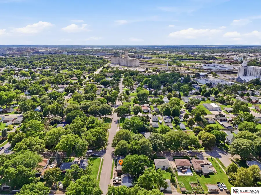 2000 N 32nd Street, Lincoln, NE 68503 - #2