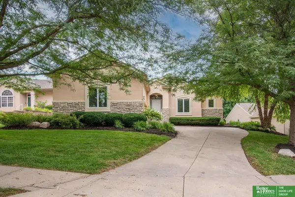 11426 Iowa Circle, Omaha, NE 68142