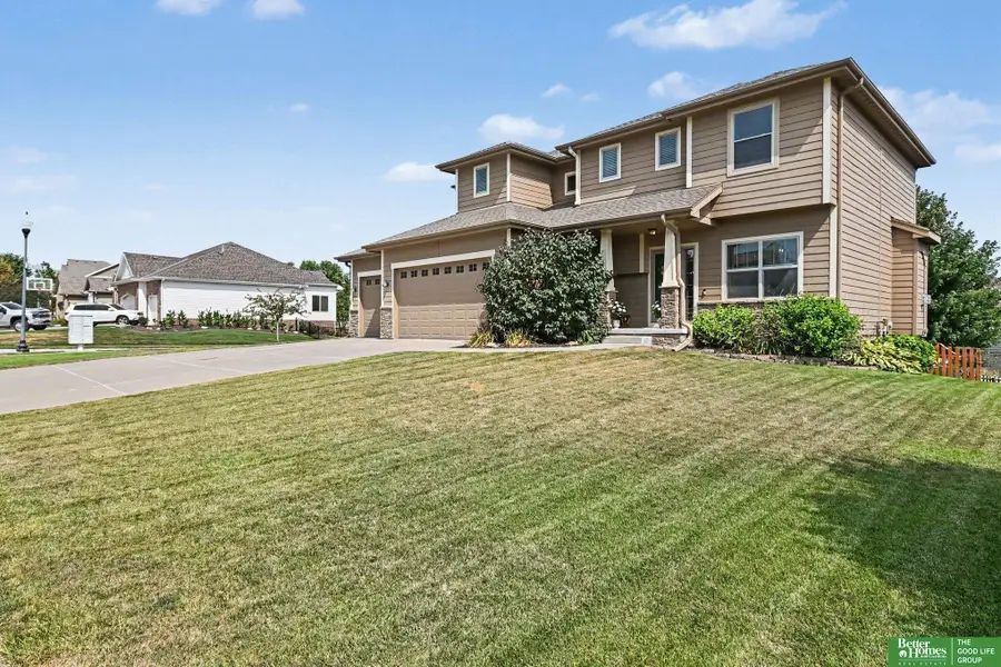 1410 Hardwood Drive, Papillion, NE 68046 - #2