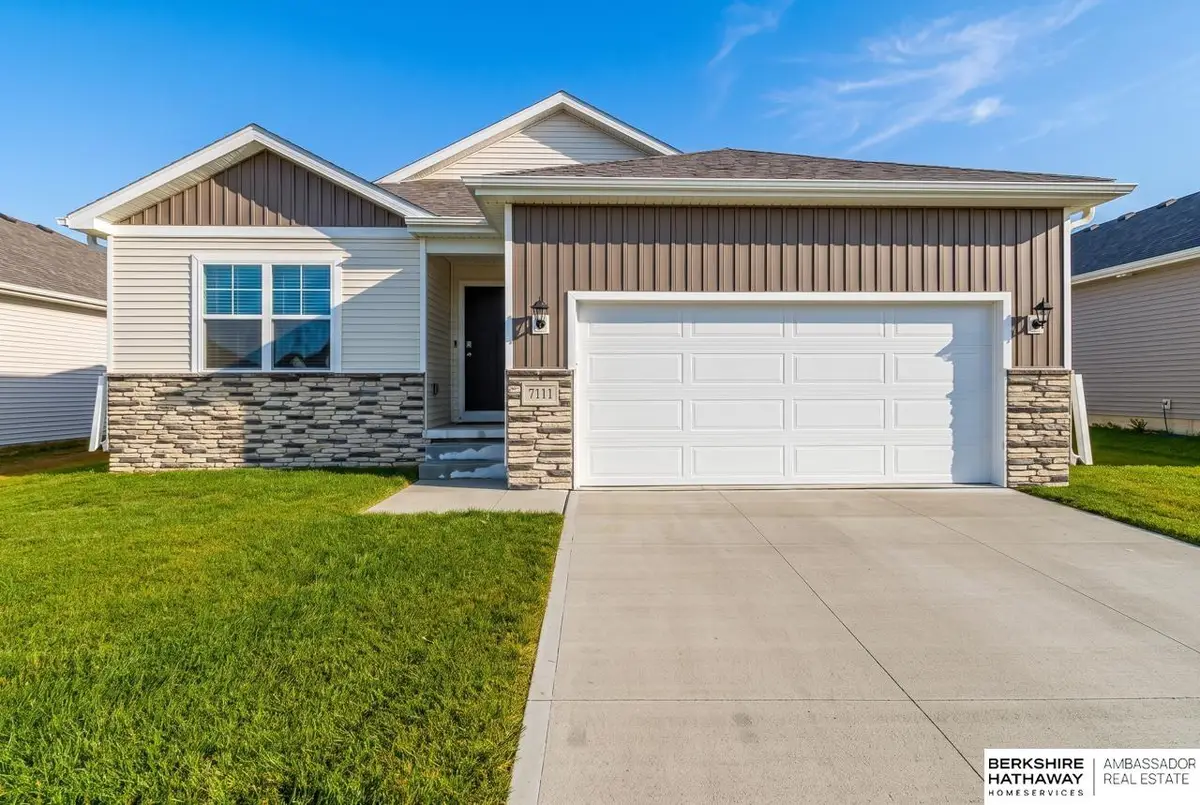 7111 S 205th Street, Gretna, NE 68028 - #1