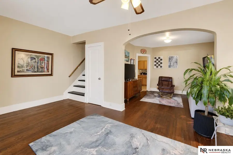 122 N 38th Street, Omaha, NE 68131 - #3