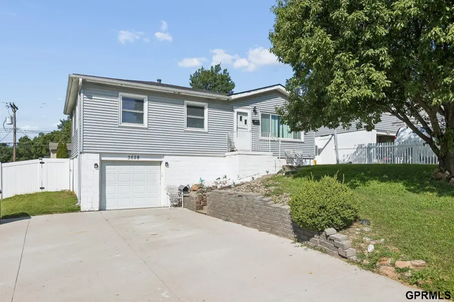 3628 S 88th Street, Omaha, NE 68124 - #2