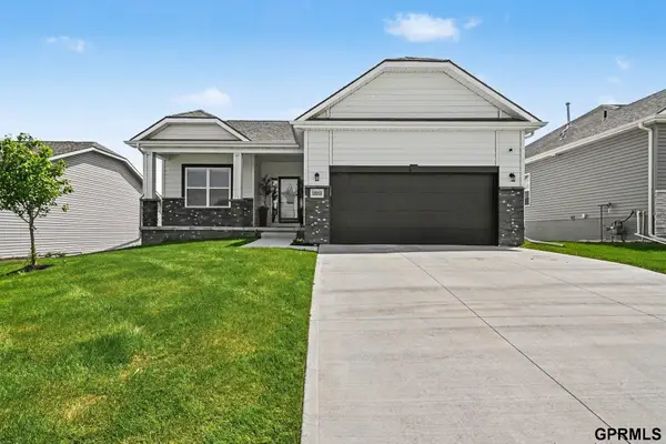10313 S 209th Street, Gretna, NE 68028