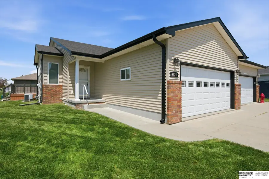 2520 Winston Circle, Fremont, NE 68025 - #2