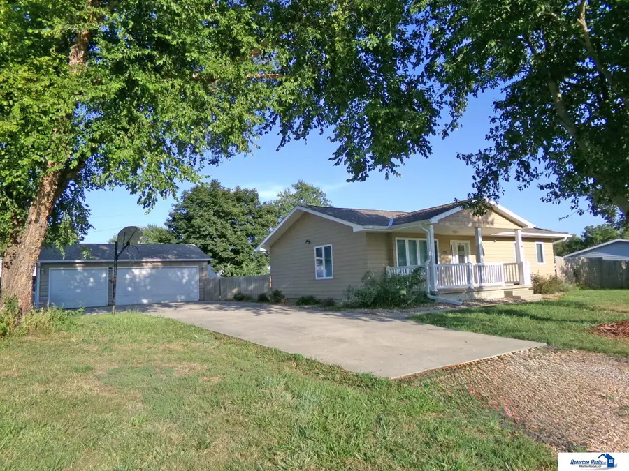 1520 Ashland Avenue, Beatrice, NE 68310 - #3