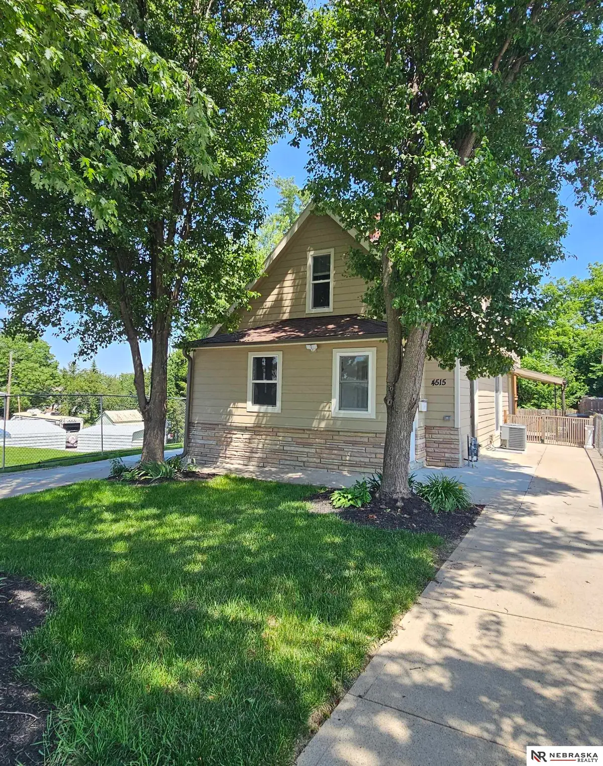 4515 S 17th Street, Omaha, NE 68107 - #1