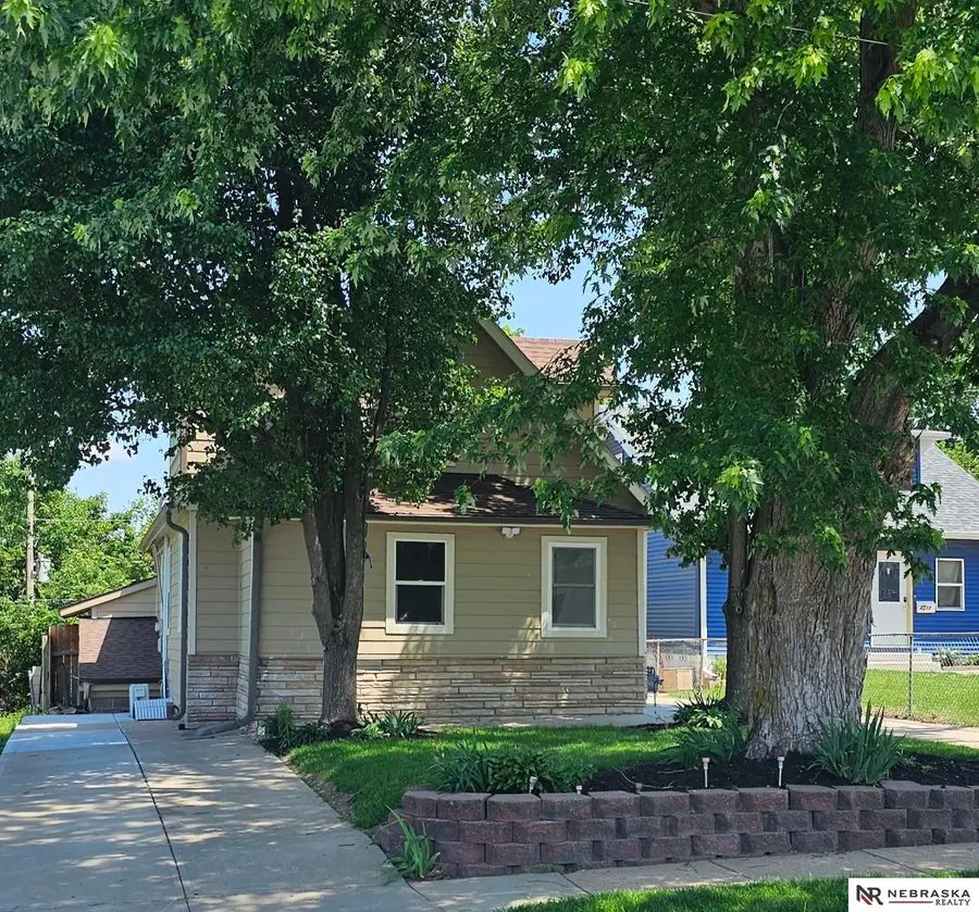 4515 S 17th Street, Omaha, NE 68107 - #2