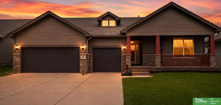 18721 Mason Street, Elkhorn, NE 68022 - #2