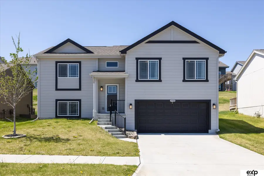 7752 N 108th Street, Omaha, NE 68142 - #2