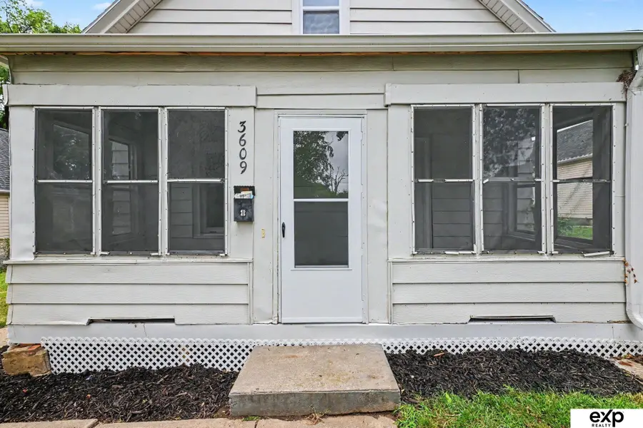 3609 V Street, Omaha, NE 68107 - #3