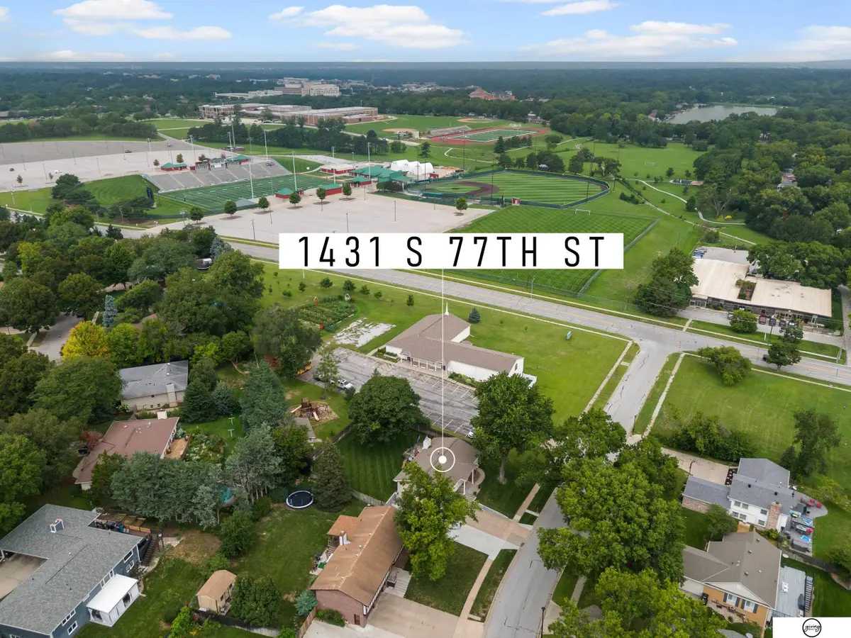 1431 S 77th Street, Lincoln, NE 68506 - #1