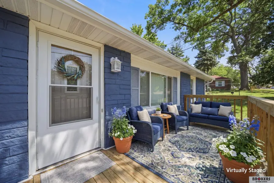 4710 Sumner Street, Lincoln, NE 68506 - #2