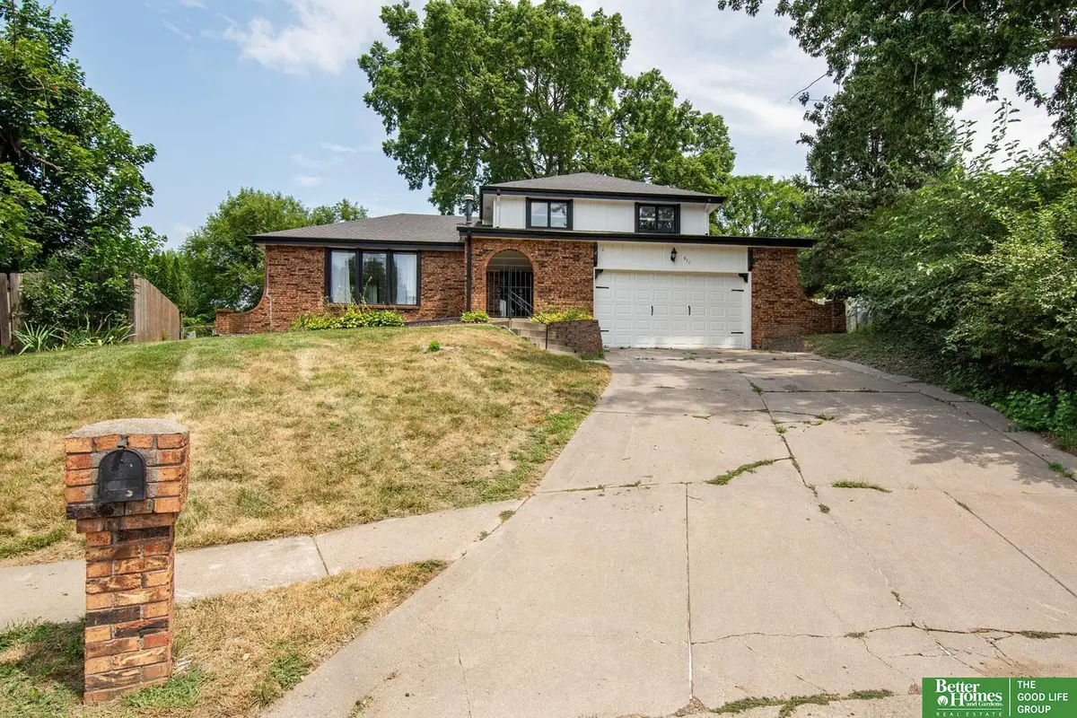 511 S 150th Circle, Omaha, NE 68154 - #1