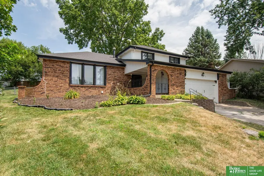 511 S 150th Circle, Omaha, NE 68154 - #3