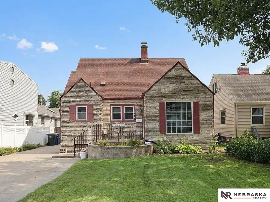 2731 Sharon Drive, Omaha, NE 68112 - #2