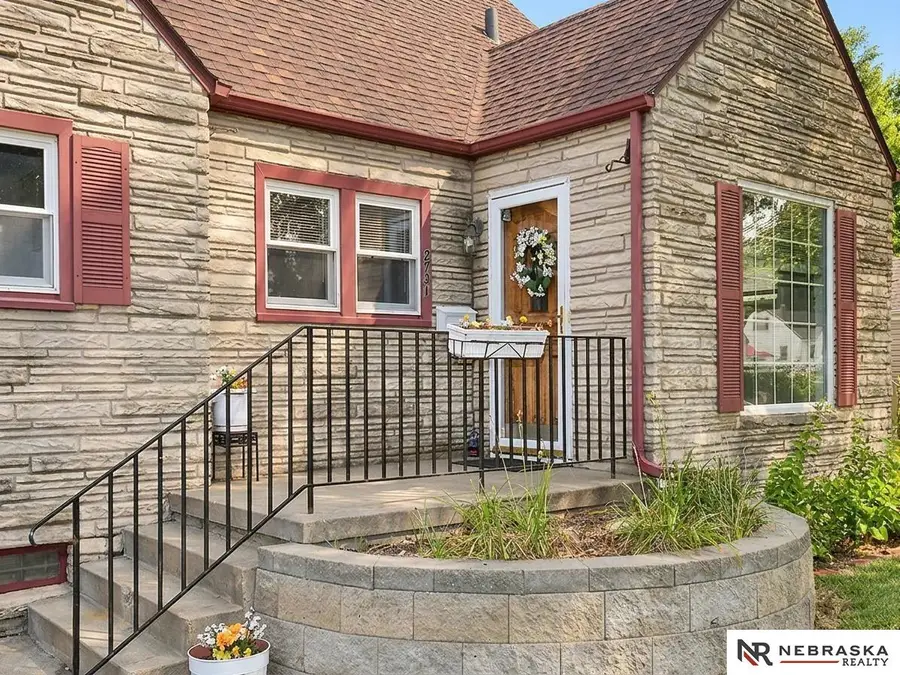 2731 Sharon Drive, Omaha, NE 68112 - #3