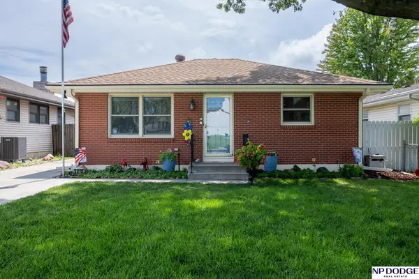 1215 Fairfield Street, Lincoln, NE 68521