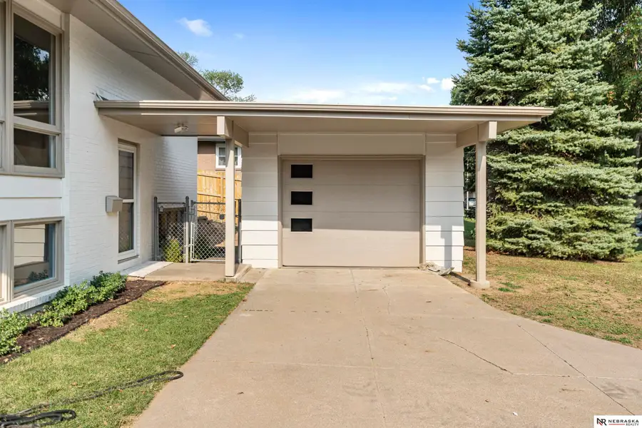 9658 Corby Street, Omaha, NE 68134 - #3